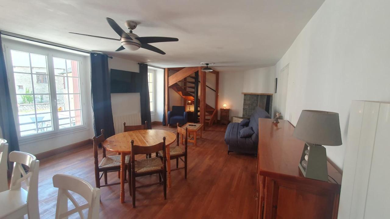Charmante Maison De Village Condat-sur-Vezere Kültér fotó